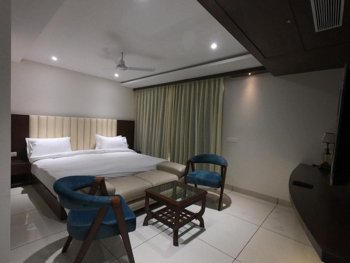 Hotel The Bellevue 印多尔 外观 照片
